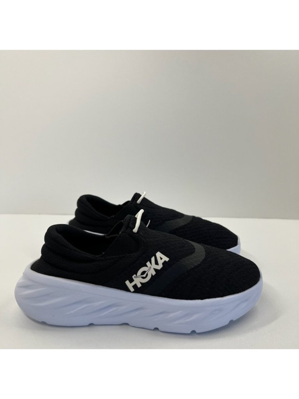 Hoka Ora Recovery Shoe 2 Womens US 5 Slip On Comfort Running Sneaker Black White